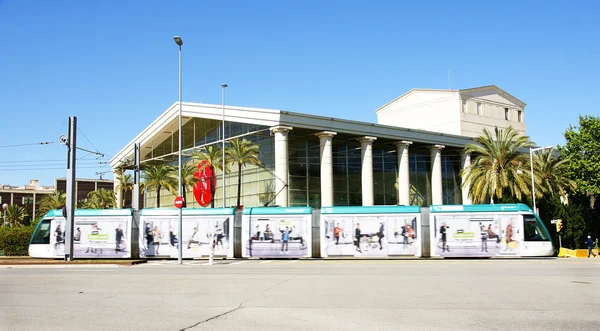 Streetcar davanti al Teatre Nacional de Catalunya — Foto Stock