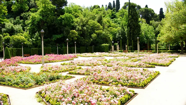 Barcelona grec trädgårdar — Stockfoto