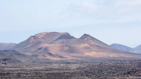 Volcanic landscape of Timanfaya National Park — Stock Photo, Image