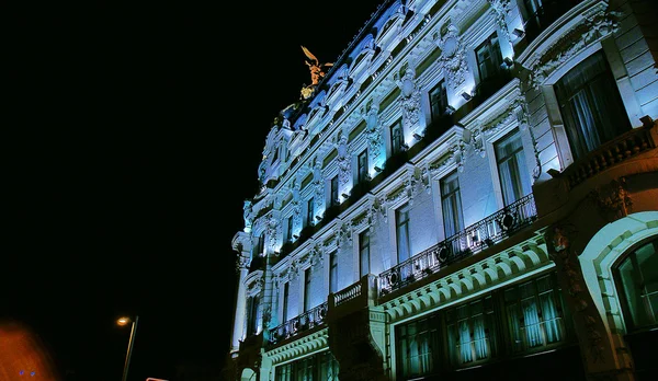 Edificios por la noche — Foto de Stock