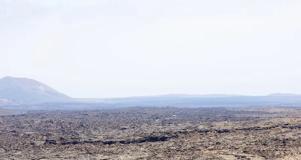 A Timanfaya Nemzeti Park vulkanikus tája — Stock Fotó