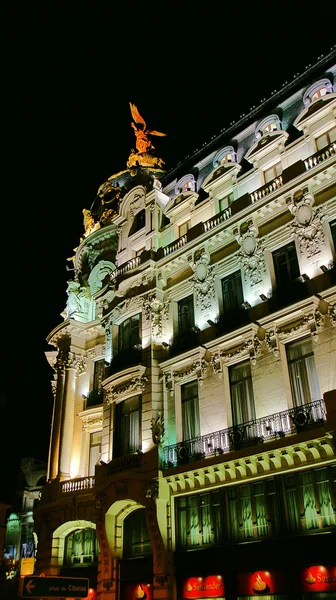 Gebäude in der Nacht — Stockfoto