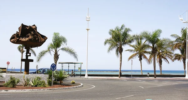 Barlovento sculpture in roundabout in Arrecife — Stock Photo, Image