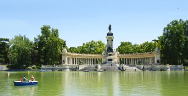 el retiro teknelerle gölet