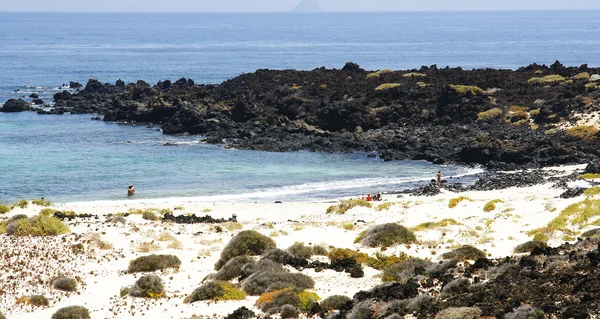 Punta Mujeres plage et moto sur la route , — Photo