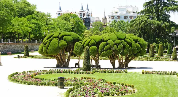Romantik Bahçe el retiro Park — Stok fotoğraf
