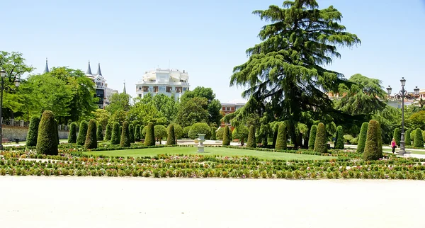 Romantická zahrada v parku el retiro — Stock fotografie