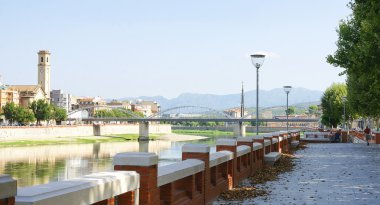 ebro Nehri'nin Tortosa tarafından geçen