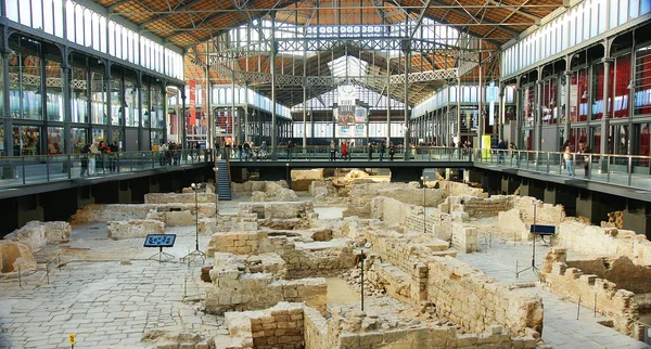 Restos arqueológicos en el Born de Barcelona —  Fotos de Stock