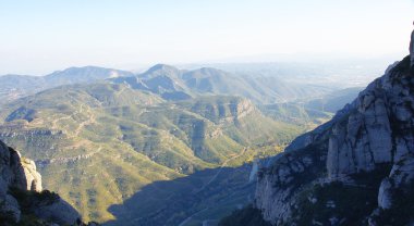 dağlar ve vadiler montserrat gelen panoramik
