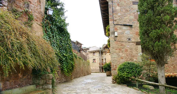 Los edificios, las calles y callejones de la Edad Media en Mura —  Fotos de Stock