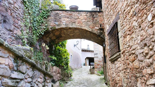 Los edificios, las calles y callejones de la Edad Media en Mura — Foto de Stock