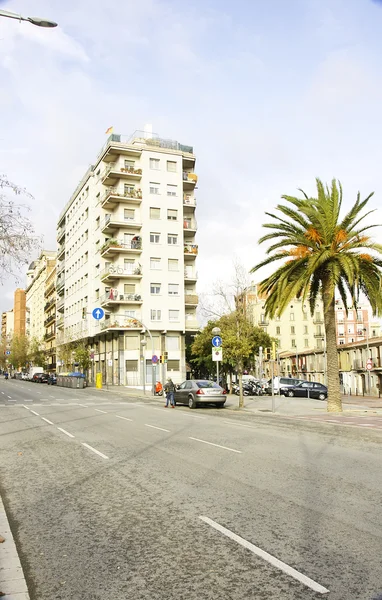 Vista de uma rua em Barcelona — Fotografia de Stock