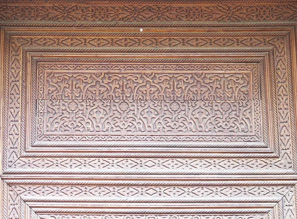 Докладно про типові двері Марокко — стокове фото