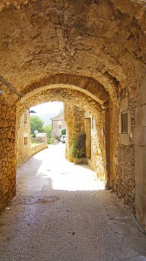Madremanya (Madremaa) El Girones bölgesinde, Girona, Katalunya, İspanya, Avrupa