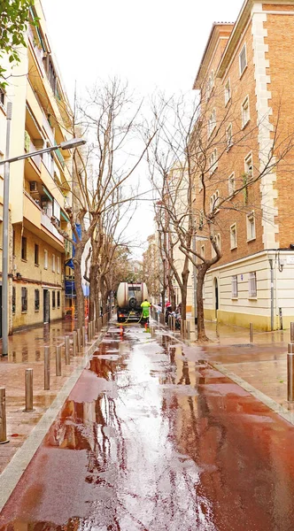 Gemeentelijke Dienstverlener Die Een Straat Water Geeft Wijk Nou Barris — Stockfoto