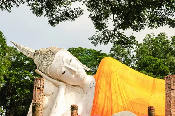 Statue de Bouddha extérieur en Thaïlande . — Photo