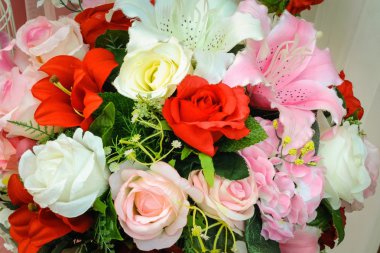 renkli çiçek buketi.