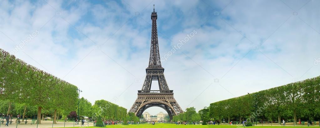 Eiffel tower in Paris with central perspective.