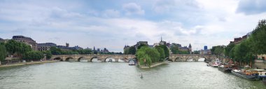 Paris'te Seine Fransa