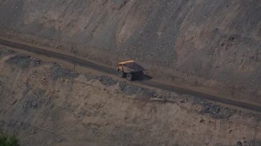 araştırma Damperli kamyonlar