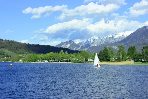 Caldonazzo lake — Stock Photo, Image