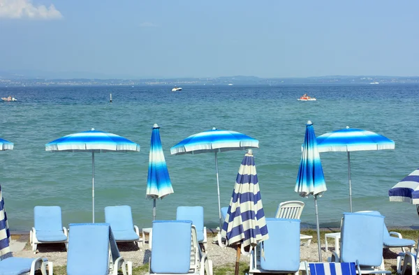 Yaz mevsiminde sirmione — Stockfoto