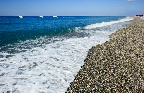 Plage de galets — Photo