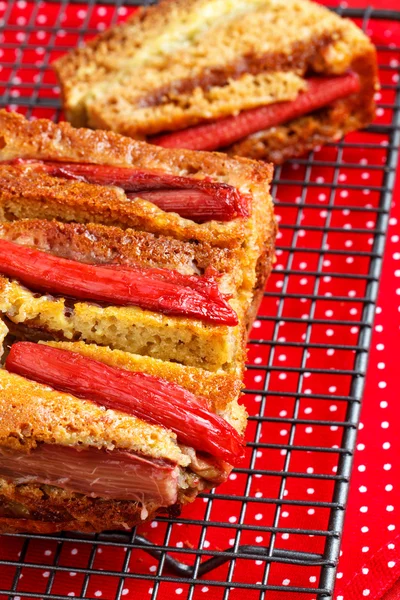 Rhubarb and custard cakes — Stock Photo, Image