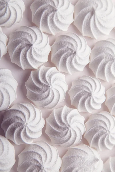 Bolo de merengue branco — Fotografia de Stock