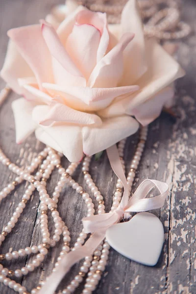 Porcelain heart — Stock Photo, Image