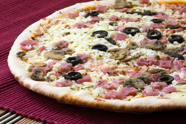 Pizza romana — Stock Photo, Image