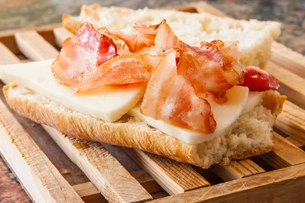 Sanduíche de bacon — Fotografia de Stock