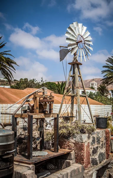 Old windmill — Stock Photo, Image