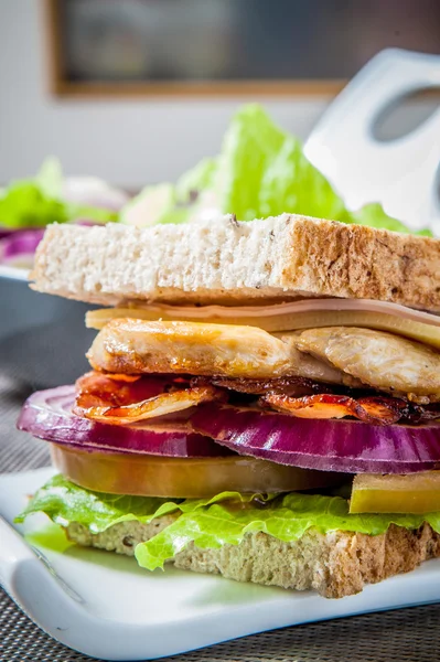 Sanwich au poulet — Photo