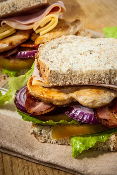 Chicken sanwich — Stock Photo, Image