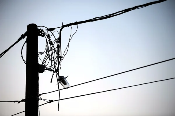 yüksek gerilim silüeti