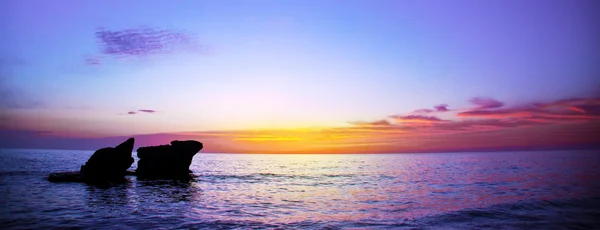 Romántico atardecer púrpura — Foto de Stock