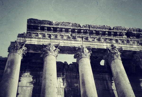 प्राचीन स्तम्भों के खंडहर — स्टॉक फ़ोटो, इमेज