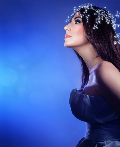 Beautiful snow queen — Stock Photo, Image