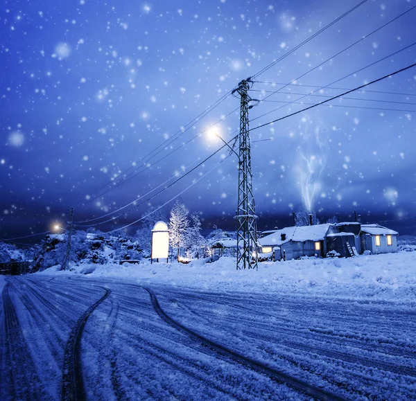 在村庄的暴雪 — 图库照片