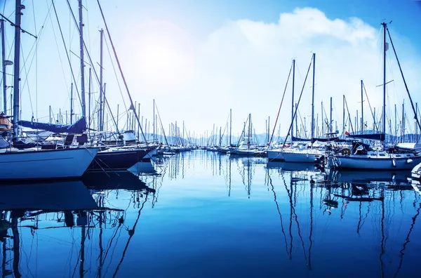 Sailboat port — Stock Photo, Image