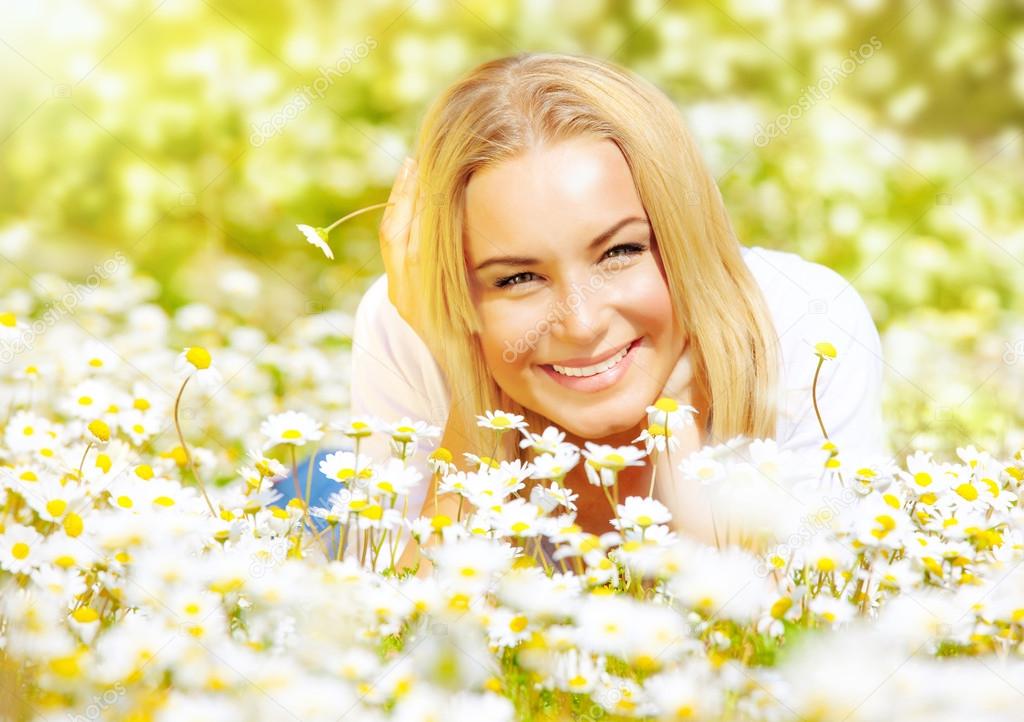 depositphotos_20591289-stock-photo-girl-on-chamomile-glade.jpg