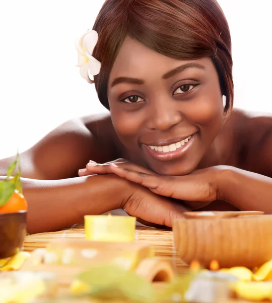 Afro fille profiter jour spa — Photo