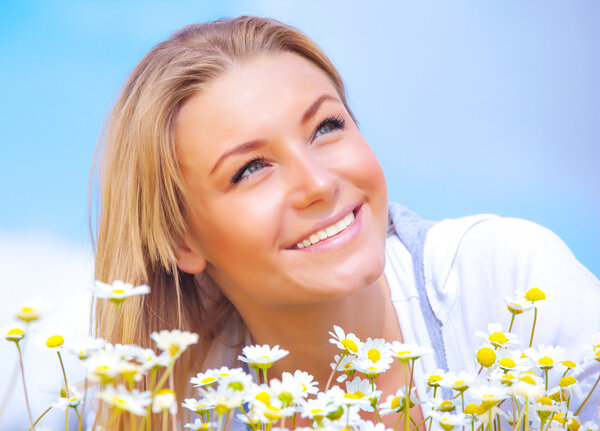 Женская возложение цветов
