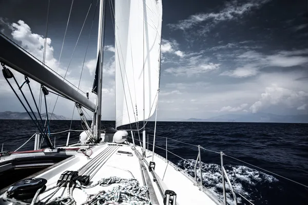 Luxussegelboot — Stockfoto