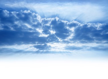 Yapraklara aracılığıyla cumulonimbus bulutlar