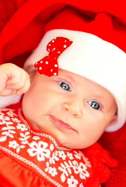 Kleine baby op kerstviering — Stockfoto