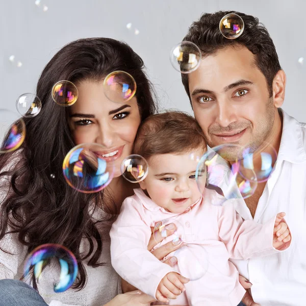 Desfrutando de bolhas de sabão — Fotografia de Stock