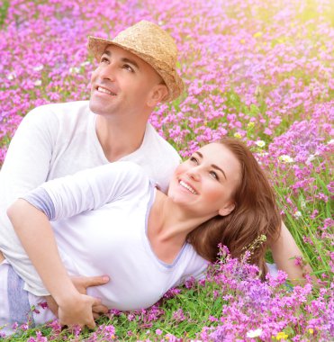 seven çift çiçek alanı